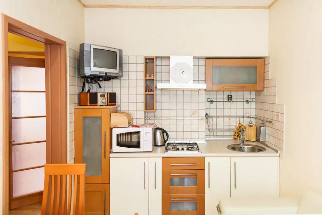 Apartment On Soborniy 177 Zaporizhia エクステリア 写真
